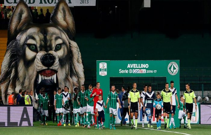 Curva Sud chiusa, l'Avellino polemizza